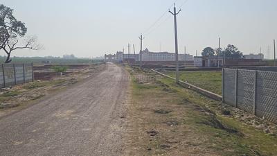 Image of 800 Sq.ft Residential Plot / Land for sale in Kisan Path, Lucknow for Rs. 800000