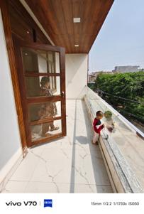 Balcony Image of 1600 Sq.ft 3 BHK Builder Floor for rent in Ansals Elegance, Shastri Nagar Ghaziabad for Rs. 26000
