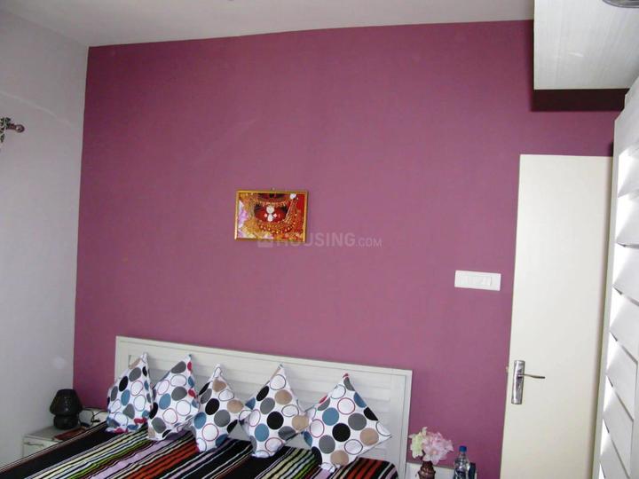 Ekta Floral Main Image 1