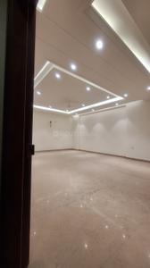 Hall Image of 2700 Sq.ft 4 BHK Builder Floor for sale in Mansarover Garden New Delhi for Rs. 52500000