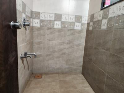 Bathroom Image of 650 Sq.ft 1 BHK Apartment / Flat for rent in Dynamic Oasis, Undri Pune for Rs. 17000