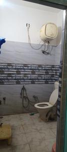 Bathroom Image of 1200 Sq.ft 3 BHK Independent House for rent in Subhash Nagar Purnea for Rs. 14500
