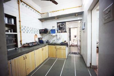 Kitchen Image of 1350 Sq.ft 3 BHK Independent House for sale in Khokhra Ahmedabad for Rs. 20000000