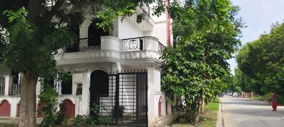 Image of 4500 Sq.ft 8 BHK Independent House for sale in Omaxe NRI City, Omega II, Greater Noida for Rs. 50000000