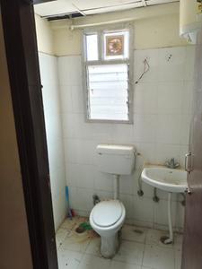 Bathroom Image of 1148 Sq.ft 2 BHK Apartment / Flat for rent in Gurupragya Gurushikhar, Ajairajpura Jaipur for Rs. 9000