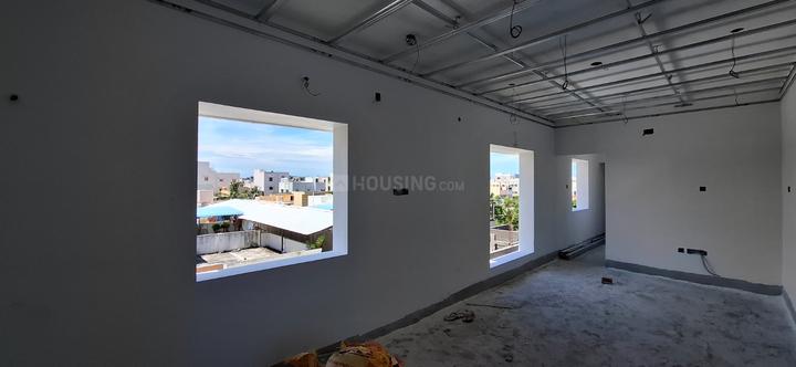 kaaviya pk vs Main Image 1