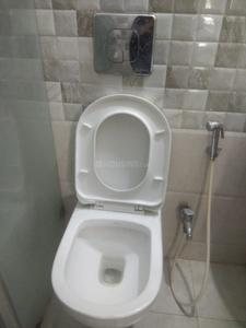 Bathroom Image of 1020 Sq.ft 2 BHK Apartment / Flat for sale in Kunal Icon, Pimple Saudagar Pune for Rs. 10000000