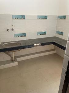 Kitchen Image of 1800 Sq.ft 4 BHK Builder Floor for rent in Bansi Siddharthnagar for Rs. 20000