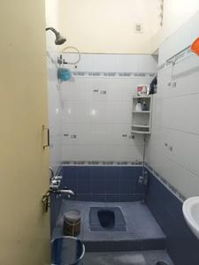 Common Bathroom Image of 1200 Sq.ft 2 BHK Independent House for rent in Doctors Colony Bengaluru for Rs. 22000