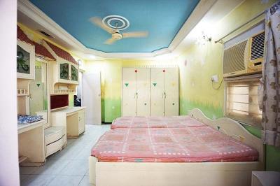 Bedroom Image of 1710 Sq.ft 3 BHK Apartment / Flat for sale in Satellite Ahmedabad for Rs. 13500000