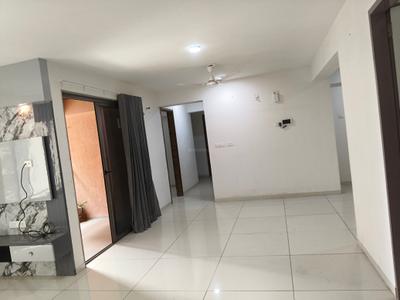 Living Room Image of 2333 Sq.ft 3 BHK Apartment / Flat for rent in Shivalik Green View, Shantigram Ahmedabad for Rs. 55000