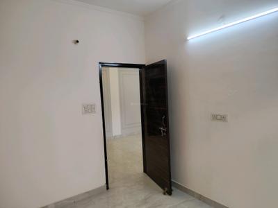 Bedroom Image of 900 Sq.ft 3 BHK Apartment / Flat for sale in DLF Ankur Vihar Ghaziabad for Rs. 3000000