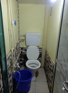 Bathroom Image of 900 Sq.ft 2 BHK Duplex for sale in Vidyavihar Mumbai for Rs. 10500000