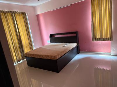 Bedroom Image of 1400 Sq.ft 3 BHK Apartment / Flat for rent in Sangath Posh, Chandkheda Ahmedabad for Rs. 40000