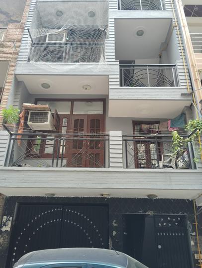 Rani bagh main market More Images 1