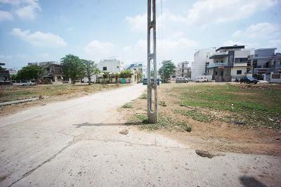 Image of 258 Sq.ft Residential Plot / Land for sale in Lavarpur, Gandhinagar for Rs. 17500000
