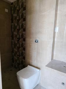 Common Bathroom Image of 997 Sq.ft 2 BHK Apartment / Flat for rent in Dynamix Divum, Malad East Mumbai for Rs. 72000