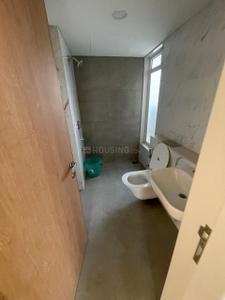 Bathroom Image of 2000 Sq.ft 3 BHK Apartment / Flat for sale in K Raheja Raheja Galaxy, Mohammed Wadi Pune for Rs. 18000000