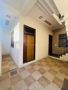 Image of 900 Sq.ft 4 BHK Villa for sale in Jhalwa, Allahabad for Rs. 7700000