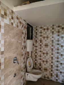 Common Bathroom Image of 510 Sq.ft 2 BHK Apartment / Flat for rent in Unique Greens, Thane West Thane for Rs. 16999