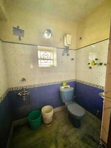 Bathroom Image of 1300 Sq.ft 3 BHK Apartment / Flat for sale in Purba Barisha Kolkata for Rs. 7500000