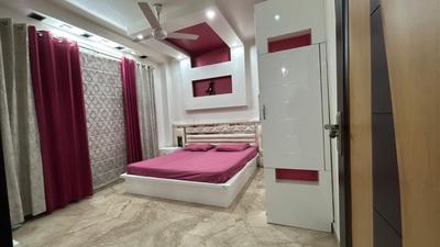 Bedroom Image of 1400 Sq.ft 4 BHK Builder Floor for sale in Pitampura New Delhi for Rs. 14500000