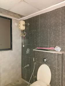 Common Bathroom Image of 920 Sq.ft 2 BHK Apartment / Flat for sale in Lodha Lakeshore Greens, Palava Phase 2 Thane for Rs. 5700000
