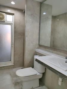 Common Bathroom Image of 1251 Sq.ft 3 BHK Apartment / Flat for sale in Mulund West Mumbai for Rs. 40000000