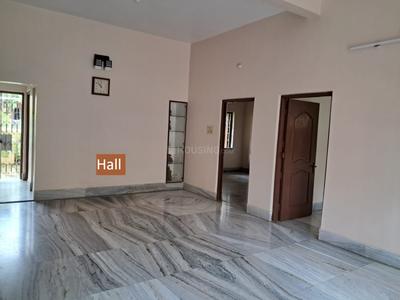 Living Room Image of 1200 Sq.ft 2 BHK Builder Floor for rent in Joka Kolkata for Rs. 15000