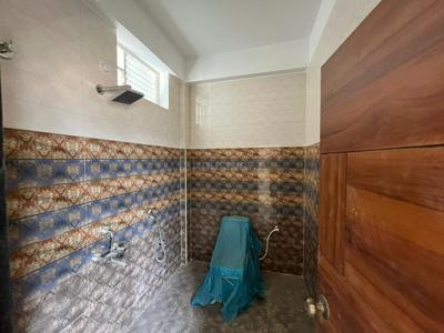 Bathroom Image of 1250 Sq.ft 2 BHK Apartment / Flat for sale in Tummalagunta Tirupathi for Rs. 6000000