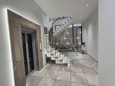 Image of 5922 Sq.ft 4 BHK Builder Floor for sale in Shanti Niketan, New Delhi for Rs. 360000000