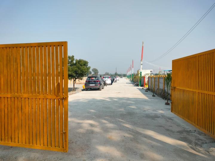 Tilpata Karanwas Main Image 1