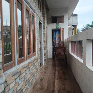 Balcony Image of 1100 Sq.ft 4 BHK Builder Floor for rent in Gobinda Pally Hojai for Rs. 16000