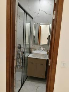 Bathroom Image of 1600 Sq.ft 3 BHK Apartment / Flat for sale in Alaknanda New Delhi for Rs. 35000000