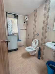 Bathroom Image of 1200 Sq.ft 2 BHK Apartment / Flat for rent in Proviso Sai Proviso Aashlesha, Kopar Khairane Navi Mumbai for Rs. 85000