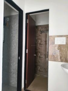 Common Bathroom Image of 623 Sq.ft 1 BHK Apartment / Flat for rent in VTP Leonara Building G, Mahalunge Pune for Rs. 22000