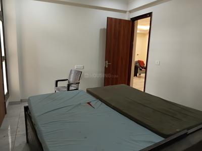 Bedroom Image of 2200 Sq.ft 3 BHK Builder Floor for rent in Sector 122 Noida for Rs. 42000