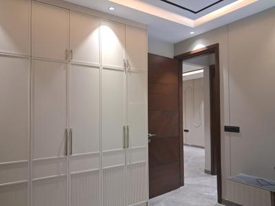 Bedroom Image of 1650 Sq.ft 3 BHK Builder Floor for sale in New Builder Floors, Paschim Vihar New Delhi for Rs. 37000000