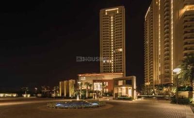 Image of 1818 Sq.ft 3 BHK Apartment / Flat for sale in DLF The Primus, Sector 82A, Gurgaon for Rs. 28500000