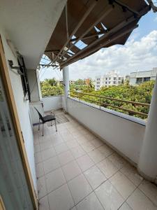 Balcony Image of 1700 Sq.ft 3 BHK Apartment / Flat for rent in Mukund Nagar Pune for Rs. 80000