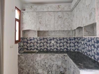 Kitchen Image of 900 Sq.ft 3 BHK Builder Floor for sale in DLF Ankur Vihar Ghaziabad for Rs. 3450400