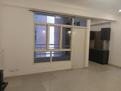 Living Room Image of 950 Sq.ft 2 BHK Apartment / Flat for sale in Supertech Livingston, Crossings Republik Ghaziabad for Rs. 7500000