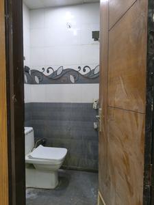 Common Bathroom Image of 950 Sq.ft 2 BHK Builder Floor for sale in Indirapuram Ghaziabad for Rs. 7500004