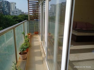 Balcony Image of 2145 Sq.ft 3 BHK Apartment / Flat for sale in Juhu Mumbai for Rs. 130000000