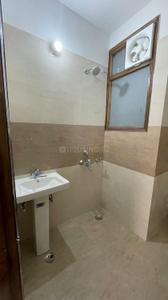 Bathroom Image of 2034 Sq.ft 3 BHK Apartment / Flat for sale in Ivory County Phase 1, Sector 115 Noida for Rs. 35000000