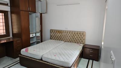 Bedroom Image of 2350 Sq.ft 4 BHK Apartment / Flat for sale in DDA Flats Sarita Vihar, Sarita Vihar New Delhi for Rs. 34800000