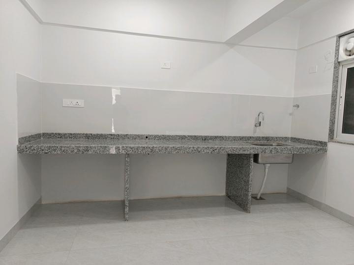 Space Paramount Tower Main Image 1