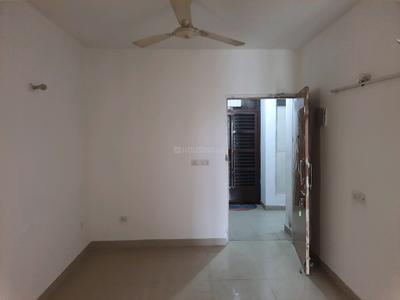 Living Room Image of 737 Sq.ft 2 BHK Apartment / Flat for sale in HCBS Sports Ville, Mohammadpur Gujar Gurgaon for Rs. 4000000