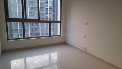 Bedroom Image of 1050 Sq.ft 2 BHK Apartment / Flat for sale in Kalpataru Paramount, Thane West Thane for Rs. 17500000
