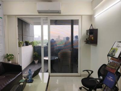 Living Room Image of 1000 Sq.ft 2 BHK Apartment / Flat for sale in Sector 106 Gurgaon for Rs. 10500000
